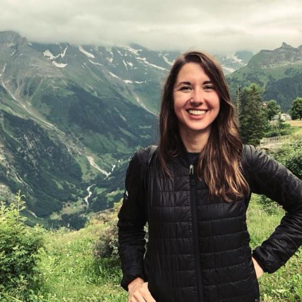 Meet your Posher, Andrea